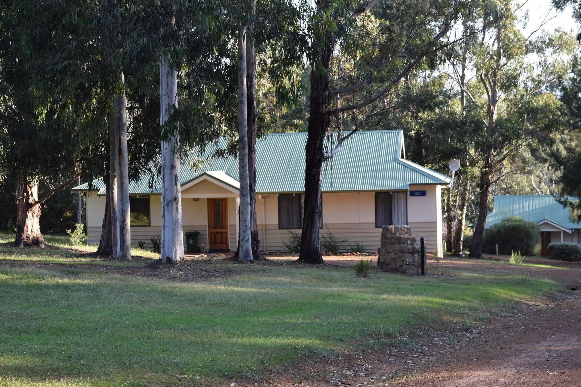 Bushy Lake Chalets Margaret River Exterior foto